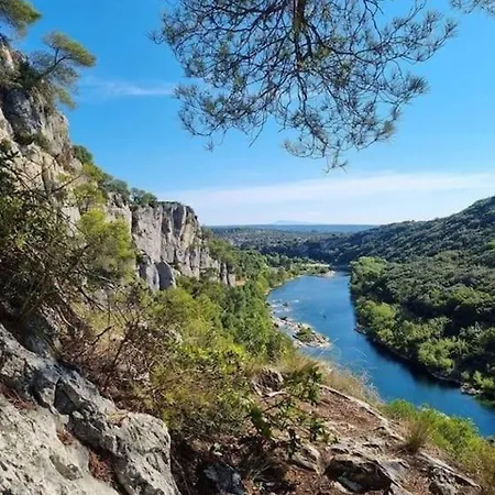 Дом отдыха Pont Du Gard - Uzege - Maison Centre Historique