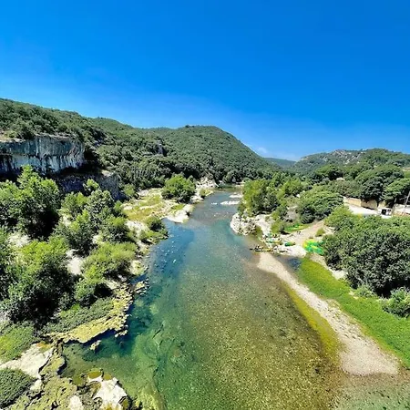 Дом отдыха Pont Du Gard - Uzege - Maison Centre Historique Collias