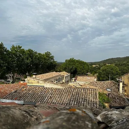 Дом отдыха Pont Du Gard - Uzege - Maison Centre Historique Collias